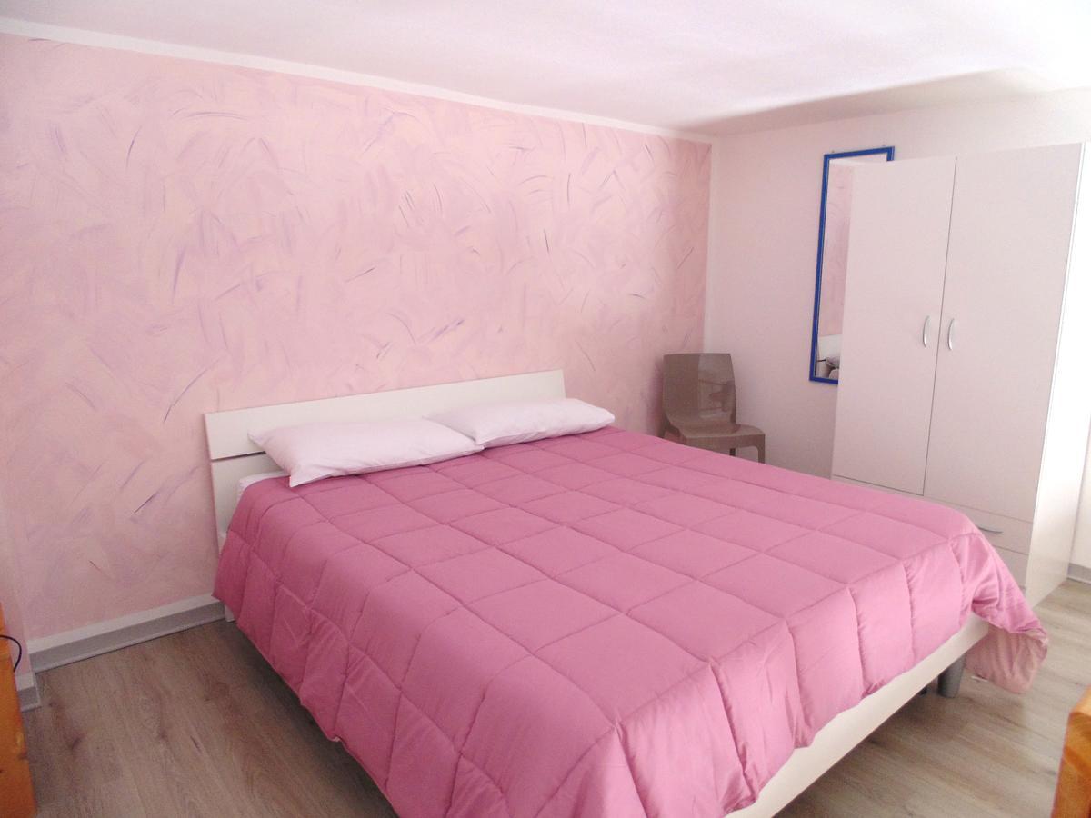 Raffaela Casa Vacanze Aradeo Esterno foto