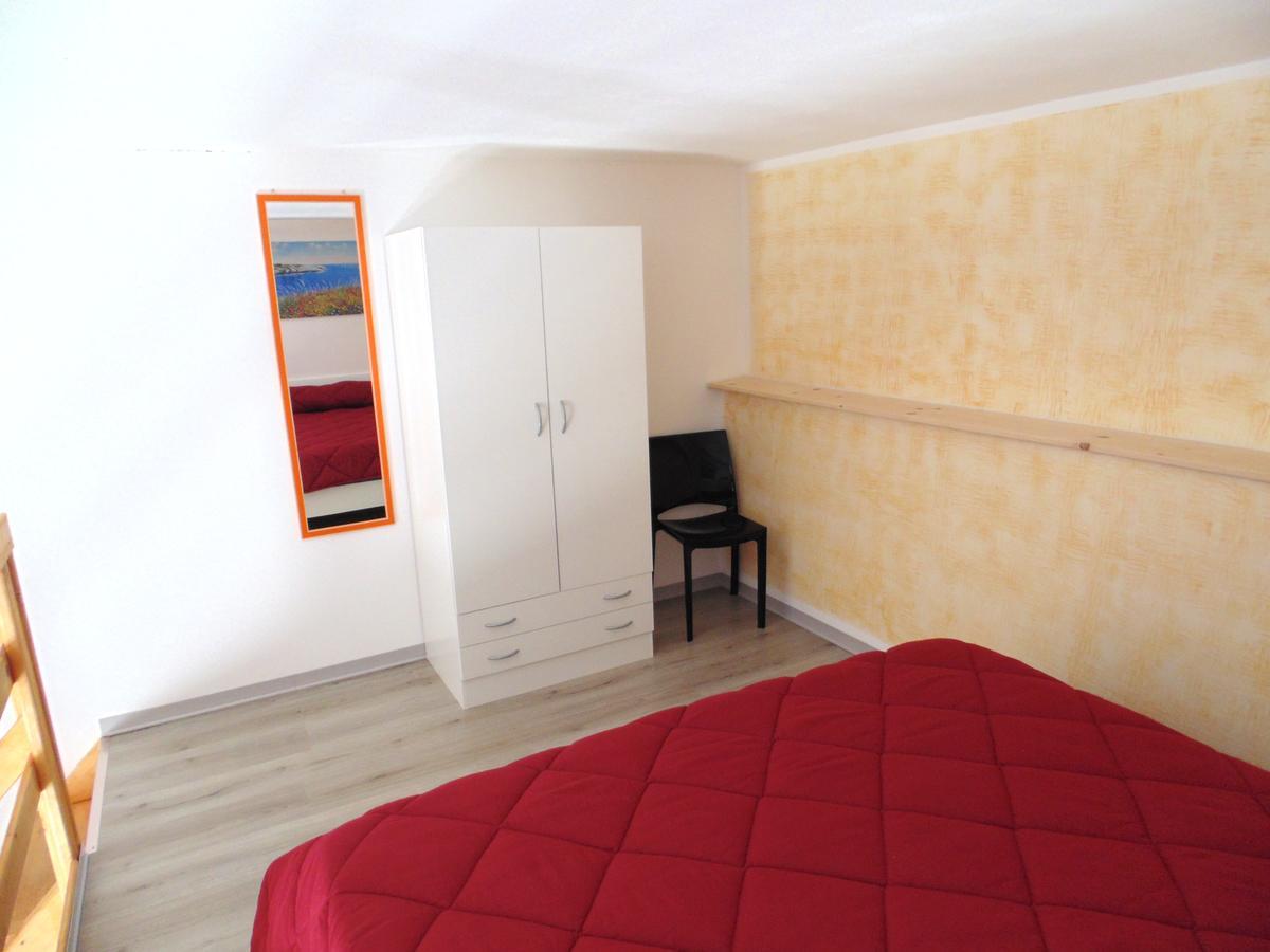 Raffaela Casa Vacanze Aradeo Esterno foto